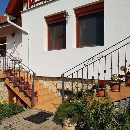 Rege Apartman Alsóörs Εξωτερικό φωτογραφία