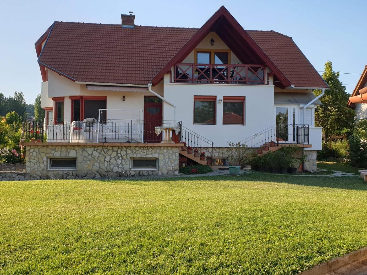 Rege Apartman Alsóörs Εξωτερικό φωτογραφία