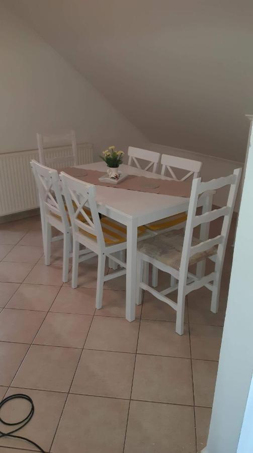 Rege Apartman Alsóörs Εξωτερικό φωτογραφία